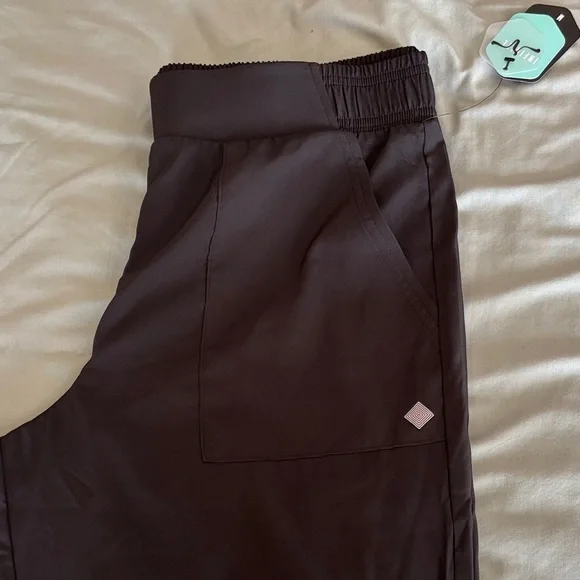 Black Athletic Pant M- lightweight performance wear - Picture 2 of 3